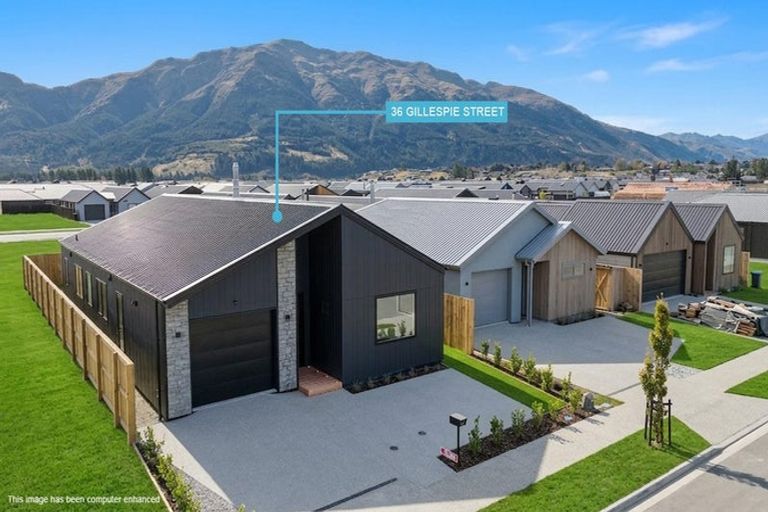 Photo of property in 36 Gillespie Street, Lake Hawea, 9382