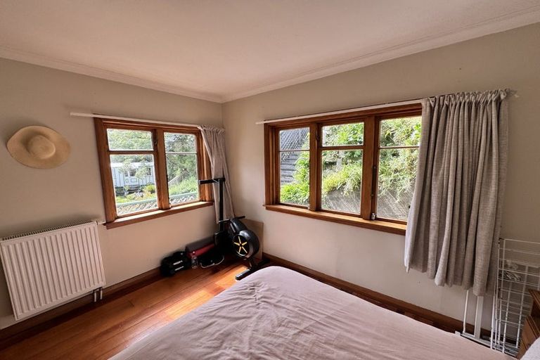 Photo of property in 111 Nevay Road, Miramar, Wellington, 6022