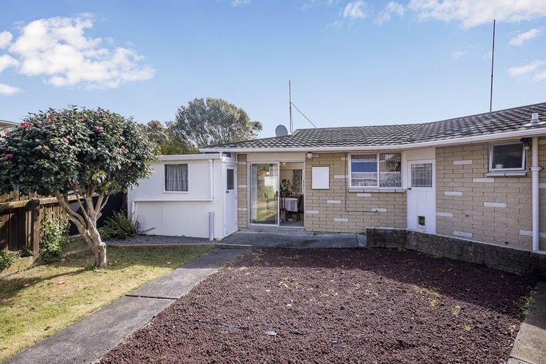 Photo of property in 86 Gray Avenue, Paraparaumu Beach, Paraparaumu, 5032