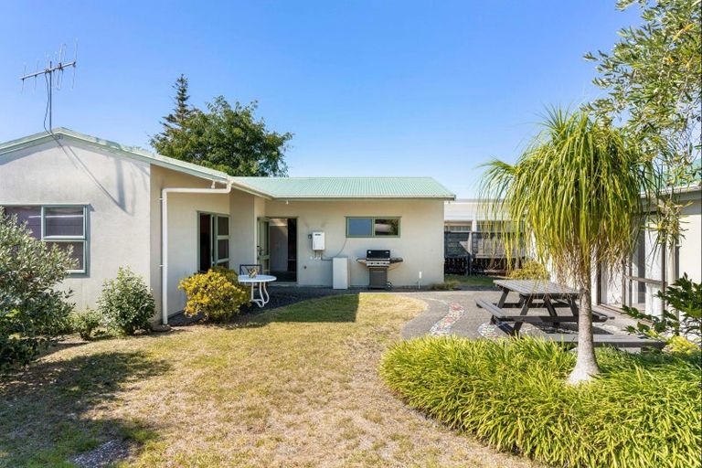 Photo of property in 106b Beverley Terrace, Whangamata, 3620
