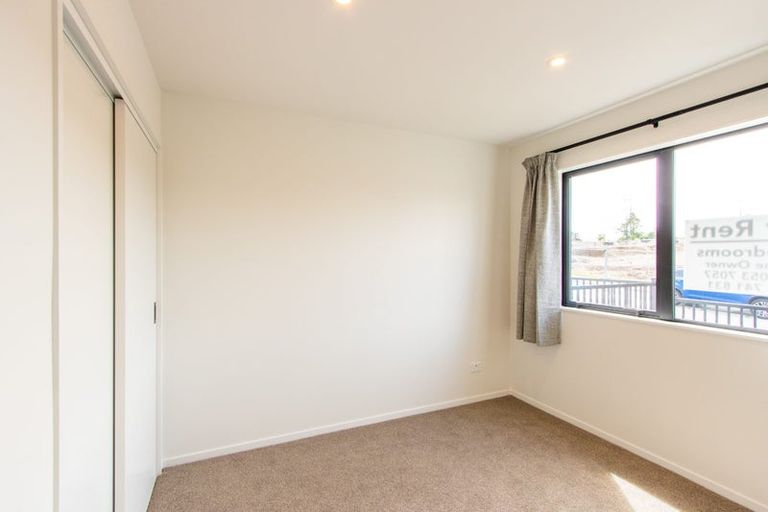 Photo of property in 7/4 Limestone Drive, Hobsonville, Auckland, 0616