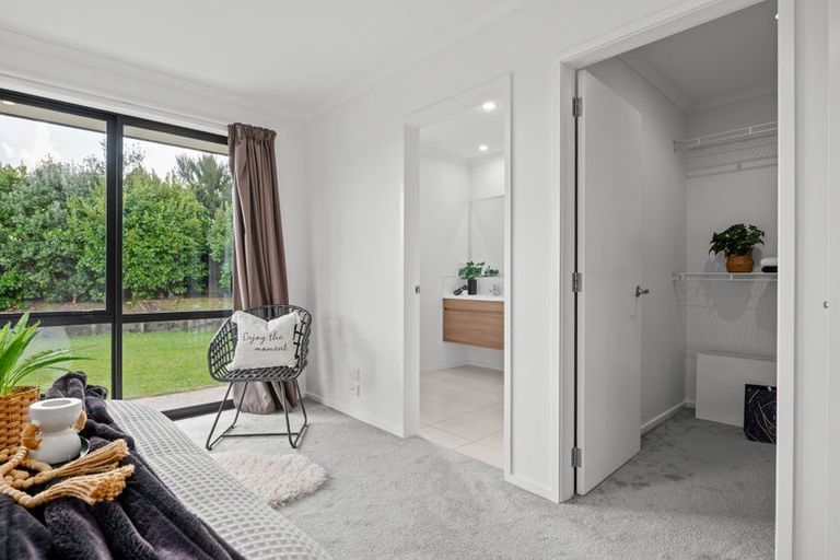 Photo of property in 9 Te Ironui Place, Huntington, Hamilton, 3210