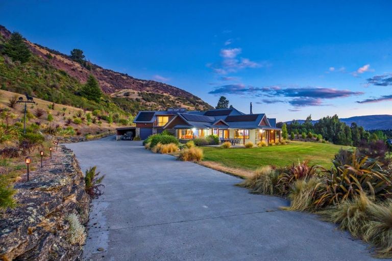 Photo of property in 354 Dublin Bay Road, Albert Town, Wanaka, 9382