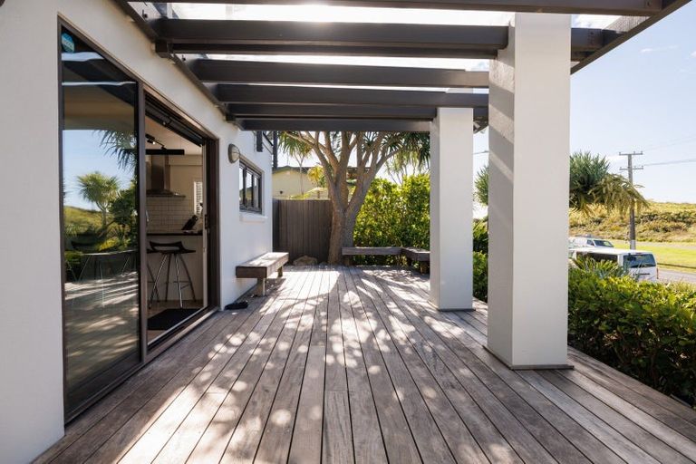 Photo of property in 670 Papamoa Beach Road, Papamoa Beach, Papamoa, 3118