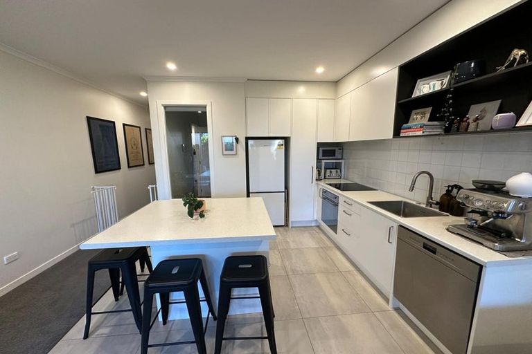 Photo of property in 9/28 Nevill Road, Hobsonville, Auckland, 0616