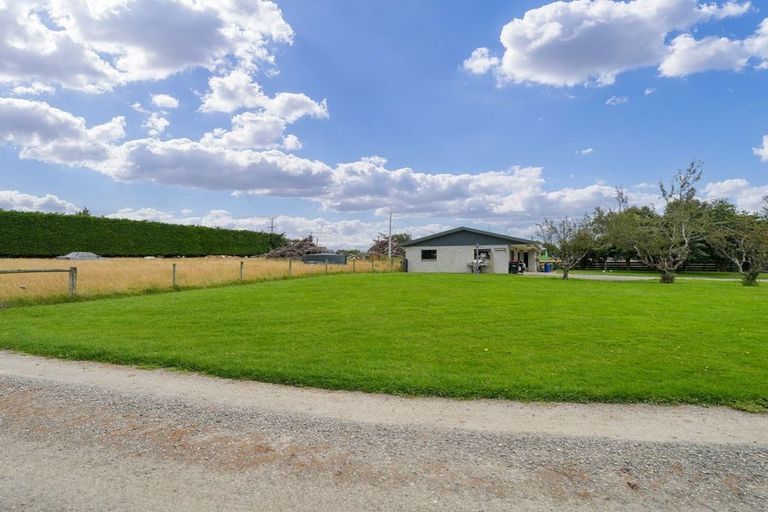 Photo of property in 73 Flora Road East, Makarewa, Invercargill, 9876