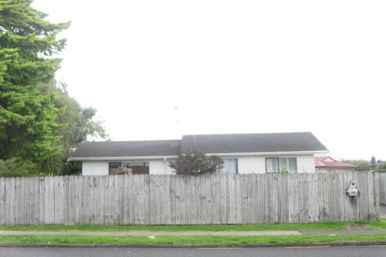 Photo of property in 60 Walworth Avenue, Pakuranga Heights, Auckland, 2010
