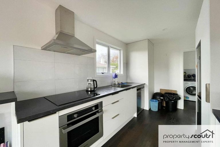 Photo of property in 12 Karaka Street, Merrilands, New Plymouth, 4312