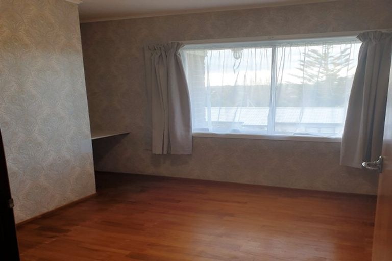 Photo of property in 10 Kaiwaka Road, Waiuku, 2123