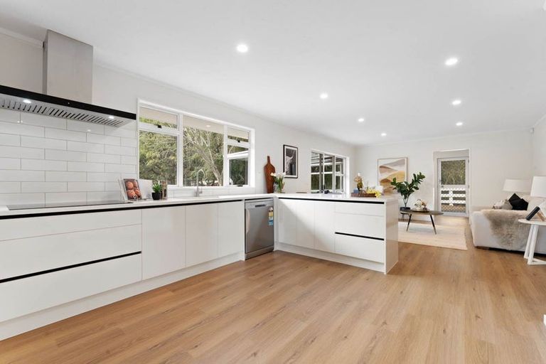 Photo of property in 37 Green Road, Dairy Flat, Albany, 0792