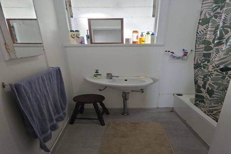 Photo of property in 56 Daphne Street, Outer Kaiti, Gisborne, 4010