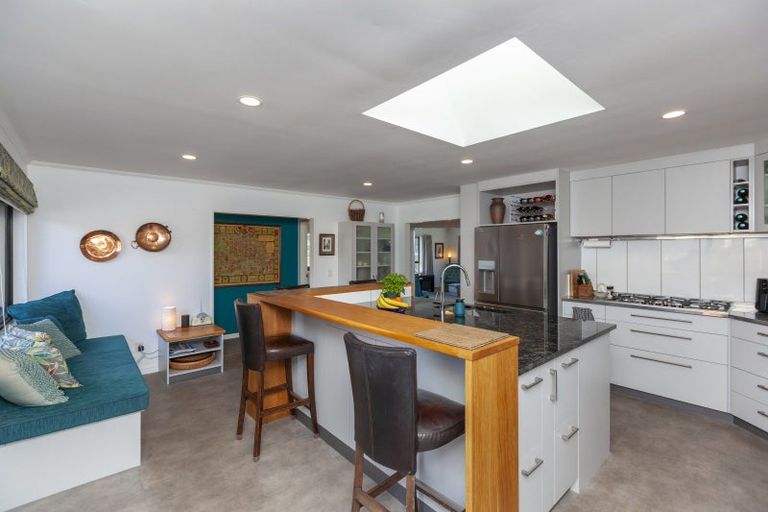 Photo of property in 5 Kotuku Drive, Paraparaumu Beach, Paraparaumu, 5032