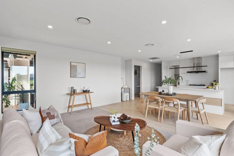 Photo of property in 48 Stationmasters Way, Prebbleton, 7604