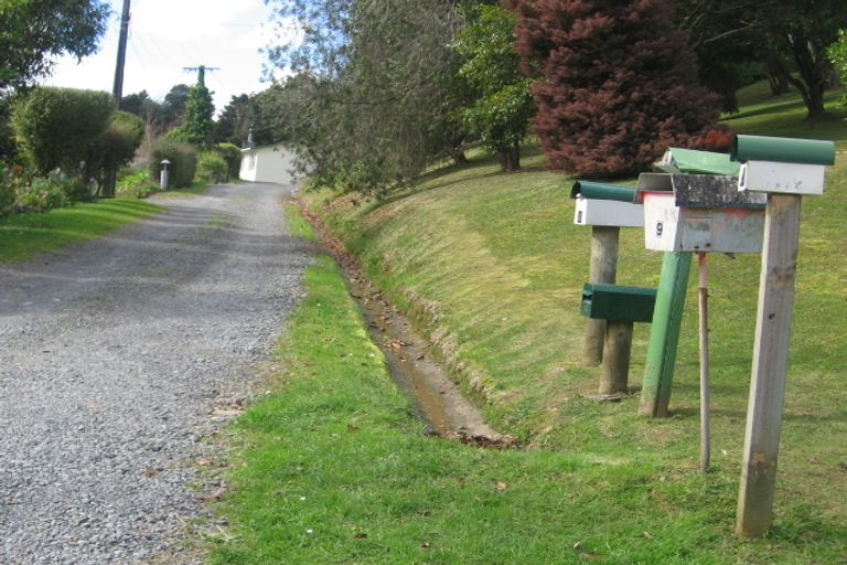 Photo of property in 9 Willow Place, Horahora, Whangarei, 0110