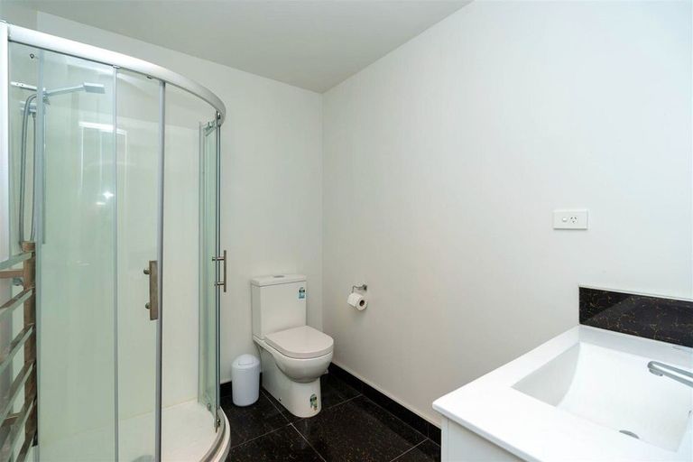 Photo of property in 1u3 June Place, Hamilton East, Hamilton, 3216