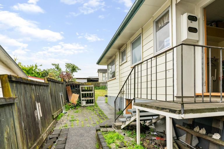 Photo of property in 16 Mckinstry Avenue, Mangere East, Auckland, 2024