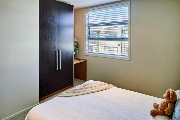 Photo of property in 12/337 Jackson Street, Petone, Lower Hutt, 5012