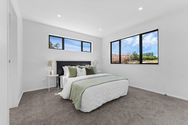 Photo of property in 1 Greenbrier Street, Westgate, 0814
