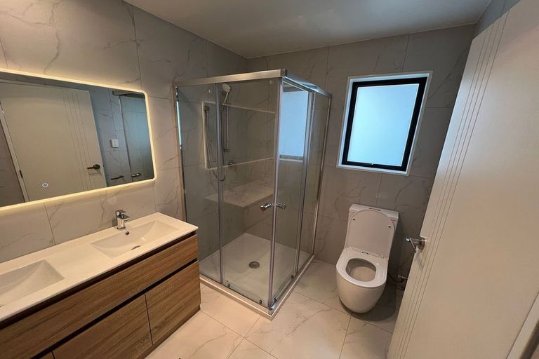 Photo of property in 12 Rorotu Avenue, Karaka, Papakura, 2113