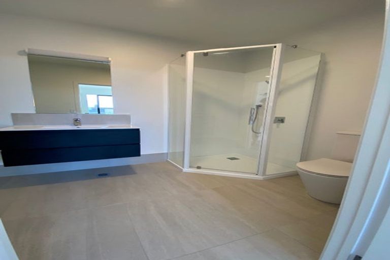 Photo of property in 17/11 Carlos Drive, Flat Bush, Auckland, 2016