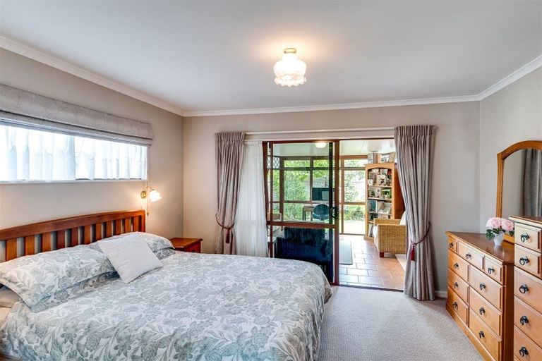 Photo of property in 28 Balmoral Street, Taradale, Napier, 4112