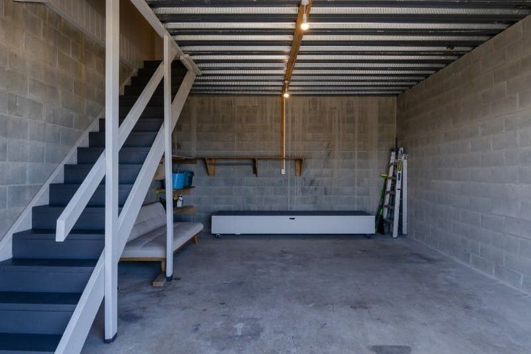 Photo of property in 12/410 The Esplanade, Island Bay, Wellington, 6023