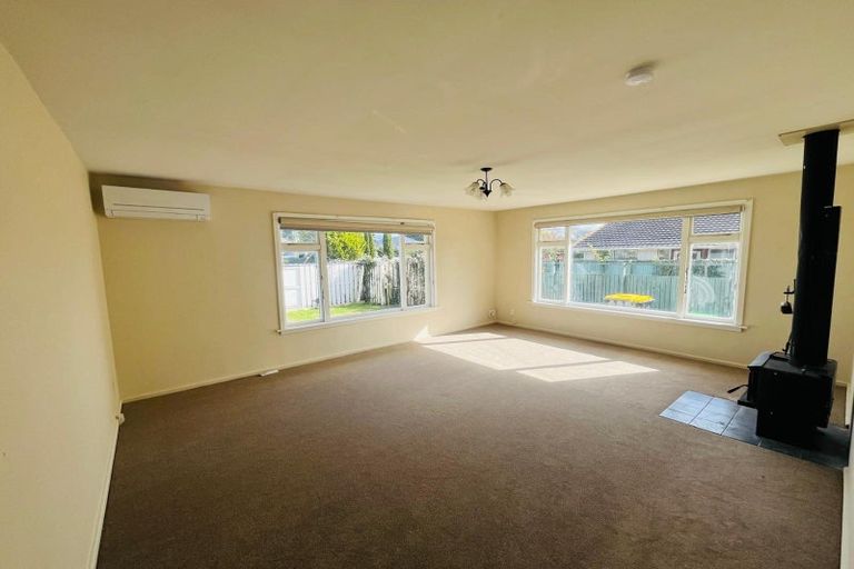 Photo of property in 116 Avonhead Road, Avonhead, Christchurch, 8042