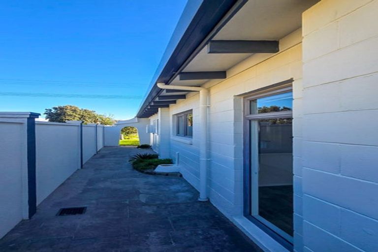 Photo of property in 233 Pukehina Parade, Pukehina, 3189