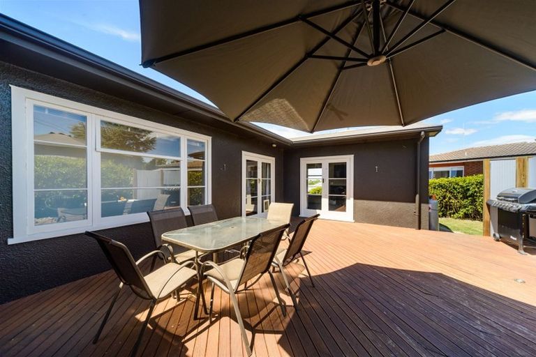 Photo of property in 25 Haggitt Street, Feilding, 4702