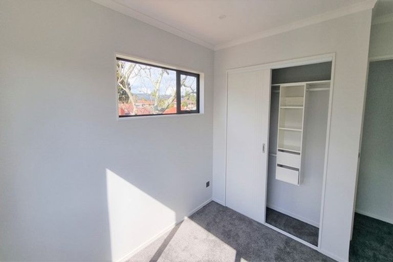 Photo of property in 425f Great South Road, Opaheke, 2113