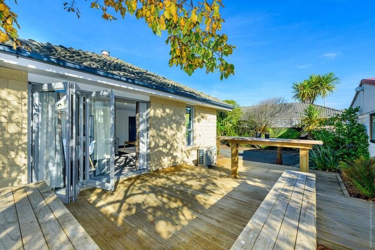 Photo of property in 106 Bridge Street, New Brighton, Christchurch, 8061