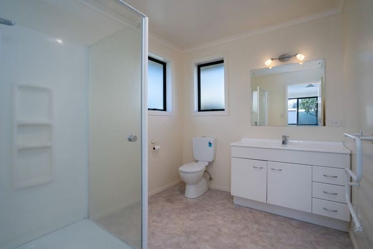 Photo of property in 27 Bowen Street, Cambridge, 3434