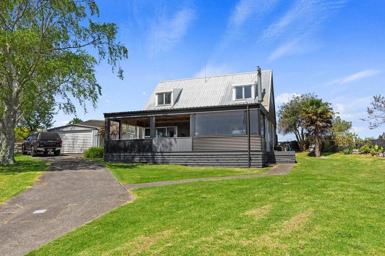 Photo of property in 21 Whenuariri Place, Maketu, 3189