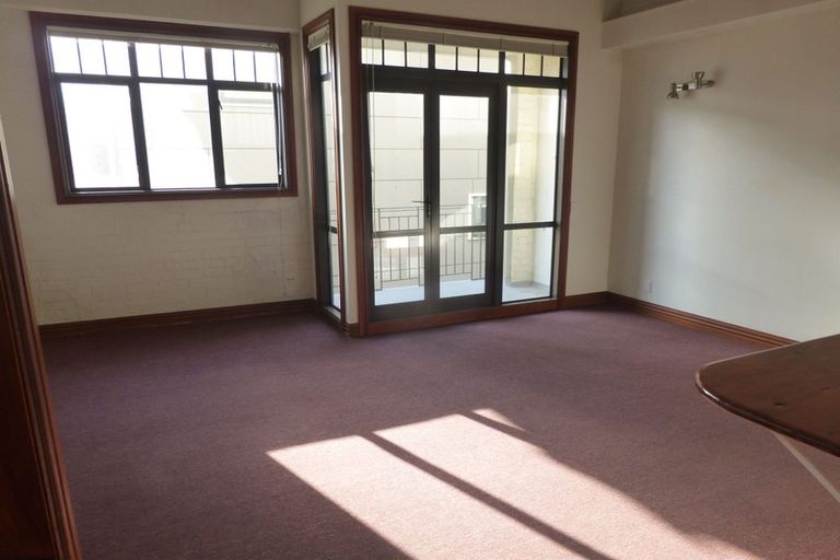 Photo of property in Pirie Street Townhouses, 28/35u Pirie Street, Mount Victoria, Wellington, 6011