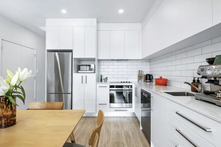 Photo of property in 109/165 Lake Road, Northcote, Auckland, 0627