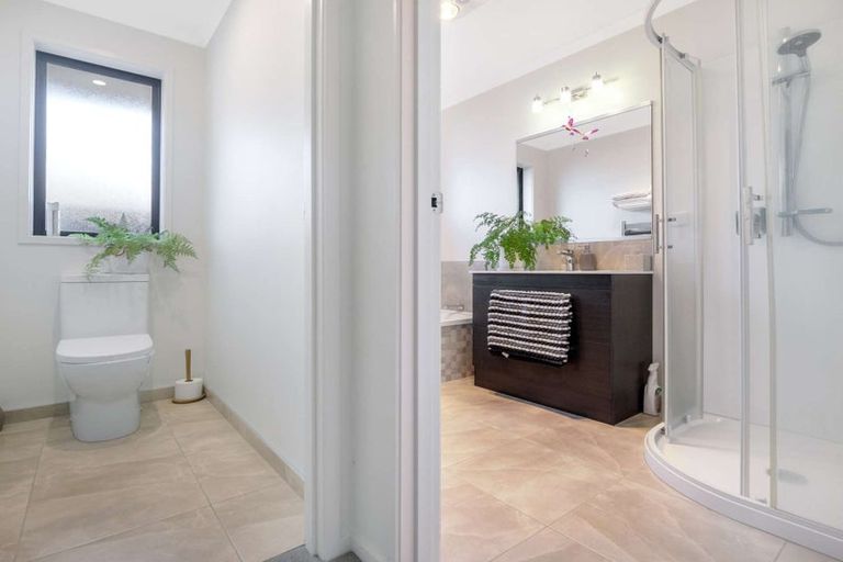 Photo of property in 35 Benner Drive, Ngatea, 3503