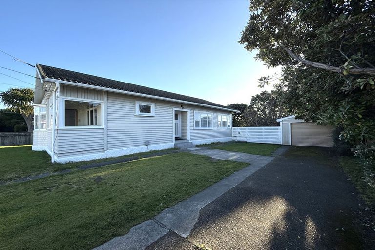 Photo of property in 13 Torridon Road, Miramar, Wellington, 6022