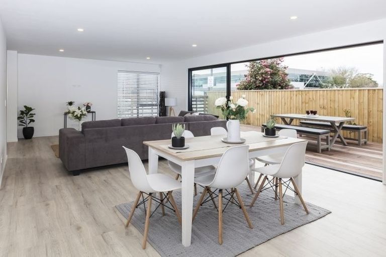 Photo of property in 1/196 Peterborough Street, Christchurch Central, Christchurch, 8013