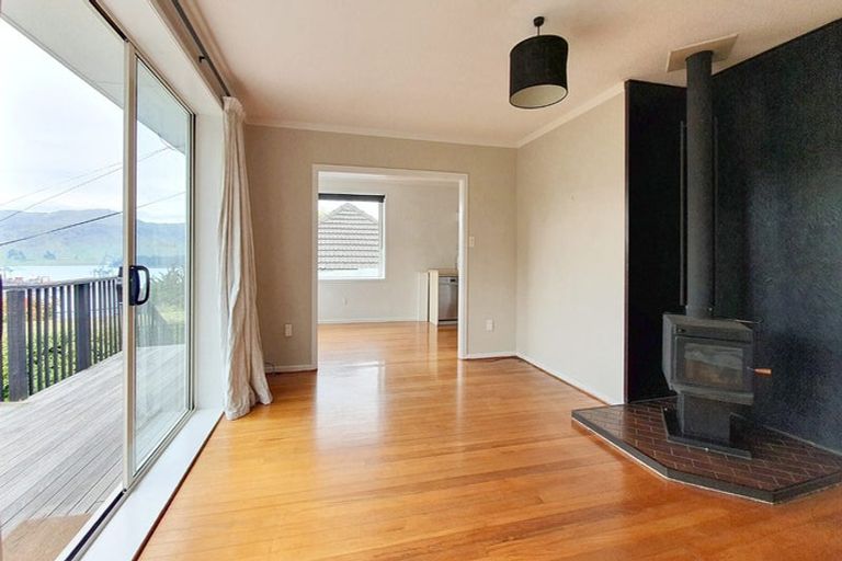 Photo of property in 19 Walkers Road, Lyttelton, 8082