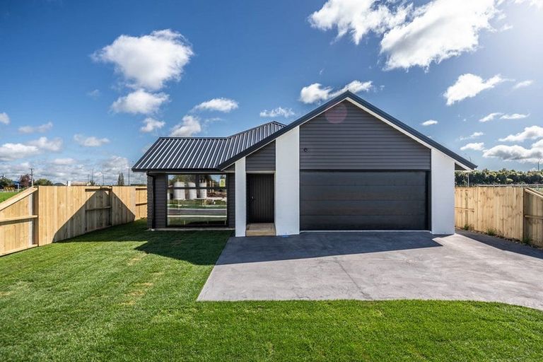 Photo of property in 9 One Haruru Street, Cambridge, 3493