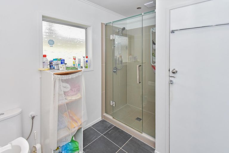 Photo of property in 2/9 Elizabeth Street, Papakura, 2110