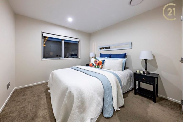 Photo of property in 134 Keri Vista Rise, Papakura, 2110