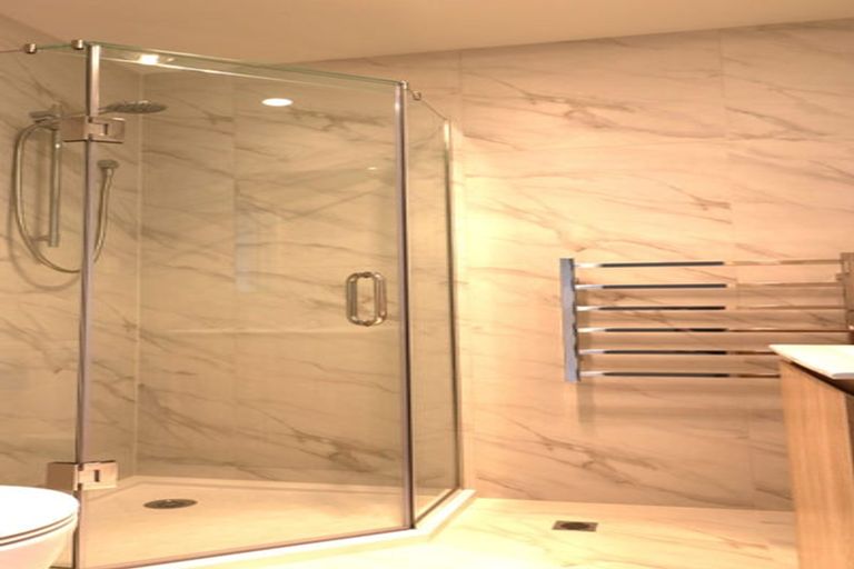 Photo of property in 41 Coronation Road, Papatoetoe, Auckland, 2025