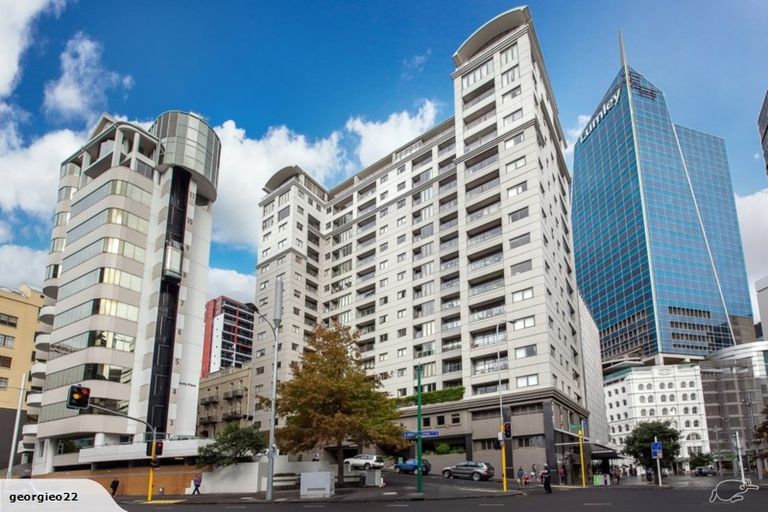 Photo of property in 1 Emily Place, Bellevue, Tauranga, 3110