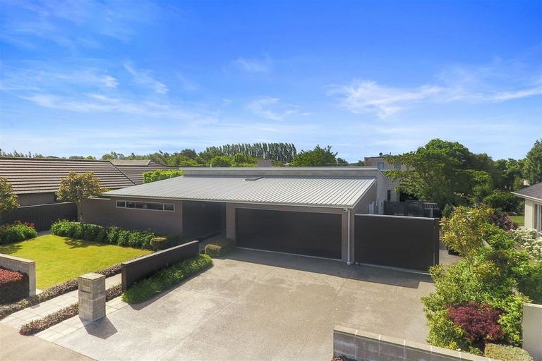 Photo of property in 28 Ruby Avenue, Northwood, Christchurch, 8051