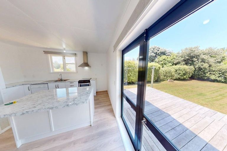 Photo of property in 41 Ellesmere Crescent, Highbury, Palmerston North, 4412