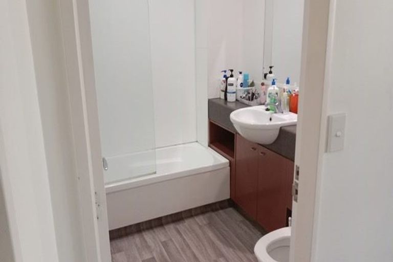 Photo of property in Hume House, 152 The Terrace, Wellington Central, Wellington, 6011