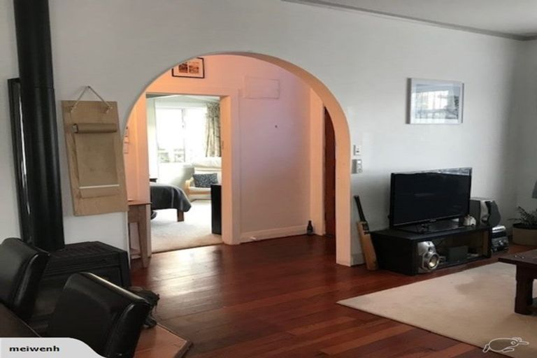 Photo of property in 9 Myrtle Crescent, Mount Cook, Wellington, 6021