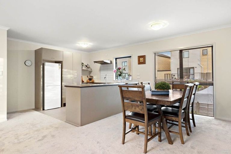 Photo of property in St Claire Village, 55/172 Mcleod Road, Te Atatu South, Auckland, 0610