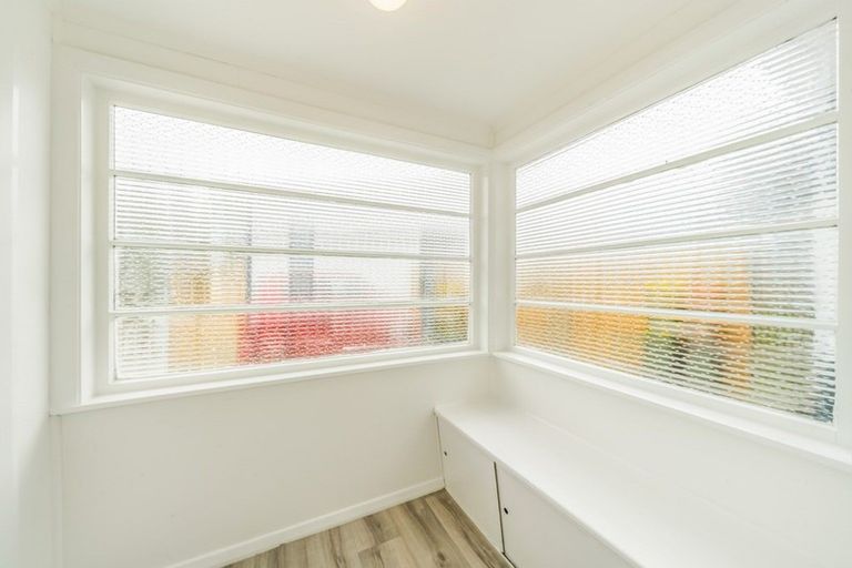 Photo of property in 15c Burden Avenue, Wainuiomata, Lower Hutt, 5014